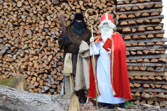 Nikolaus und Gefährte Krampus